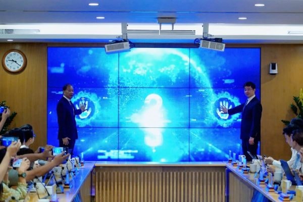 Phát động Giải thưởng “Sản phẩm công nghệ số Make in Vietnam” 2025