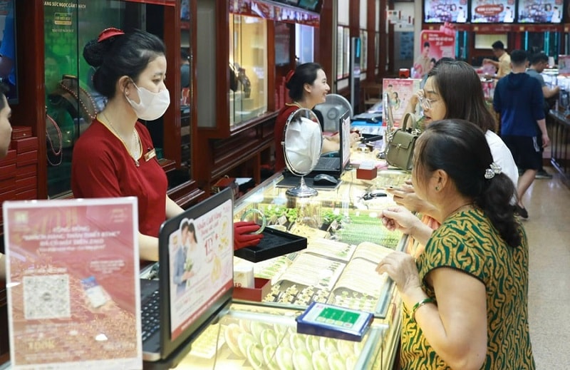 danh-thue-giao-dich-vang-buoc-di-can-thiet-de-minh-bach-thi-truong-1.jpg
