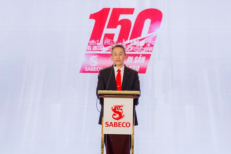 Ông Lester Tan, Tổng Giám đốc, Tổng Công ty Cổ phần Bia – Rượu – Nước giải khát Sài Gòn (SABECO) phát biểu tại sự kiện - Sao chép