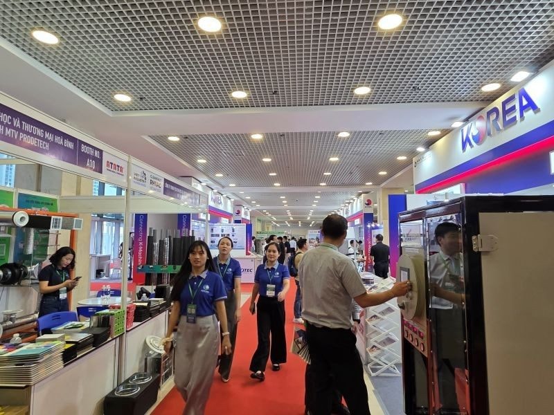 Khai mạc Chuỗi Triển lãm Viet Industry – Cleanfact – RHVAC Vietnam 2025: Thúc đẩy công nghiệp hỗ trợ Việt Nam