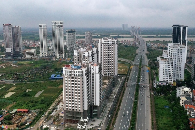 thi-truong-chung-cu-vung-ven-se-bien-dong-ra-sao-khi-ha-noi-cam-xe-xang-1754042257 (1)