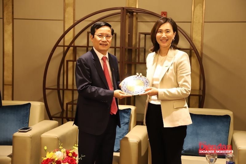 Mở cánh cửa hợp tác mới cho doanh nghiệp Việt Nam - Hồng Kông (Trung Quốc) Mở cánh cửa hợp tác mới cho doanh nghiệp Việt Nam - Hồng Kông (Trung Quốc)