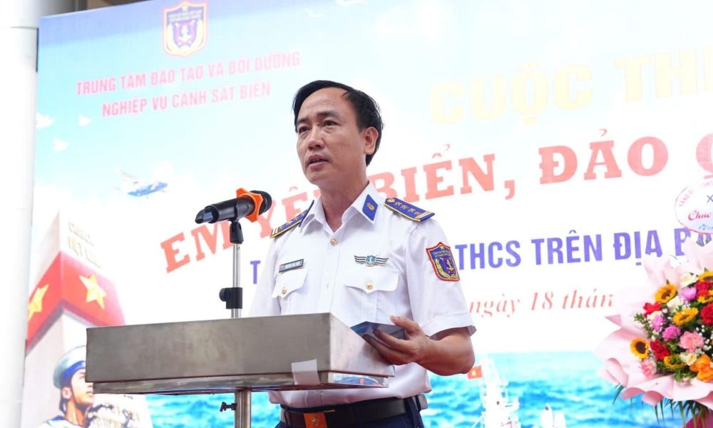 Yêu biển, đảo quê hương không chỉ là trách nhiệm mà đã trở thành tình cảm tốt đẹp của thế hệ trẻ Yêu biển, đảo quê hương không chỉ là trách nhiệm mà đã trở thành tình cảm tốt đẹp của thế hệ trẻ