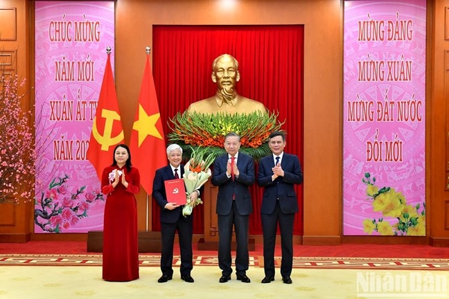 buocchuyen1.jpg