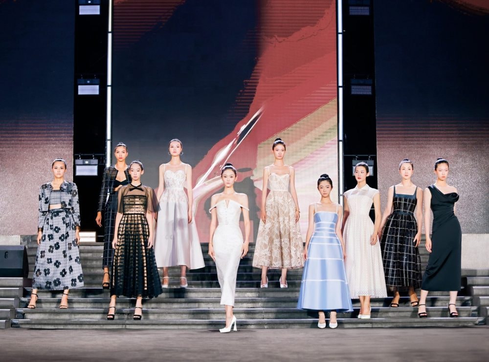 MAY 10 – Đẳng cấp luôn được khẳng định