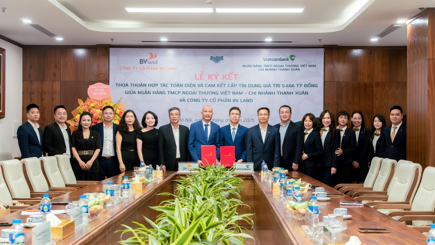 20250915_VCB Thanh Xuan ky ket BV Land