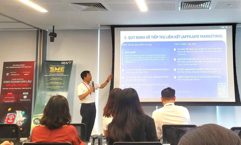 Pháp luật TMĐT: Cảnh báo vi phạm và mức phạt nghiêm khắc cho người bán