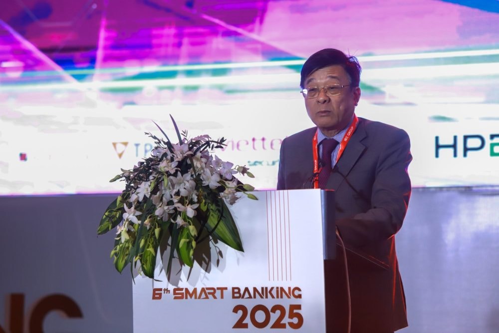 Smart Banking 2025: Dữ liệu là nền tảng, khách hàng là trung tâm trong chuyển đổi số ngân hàng