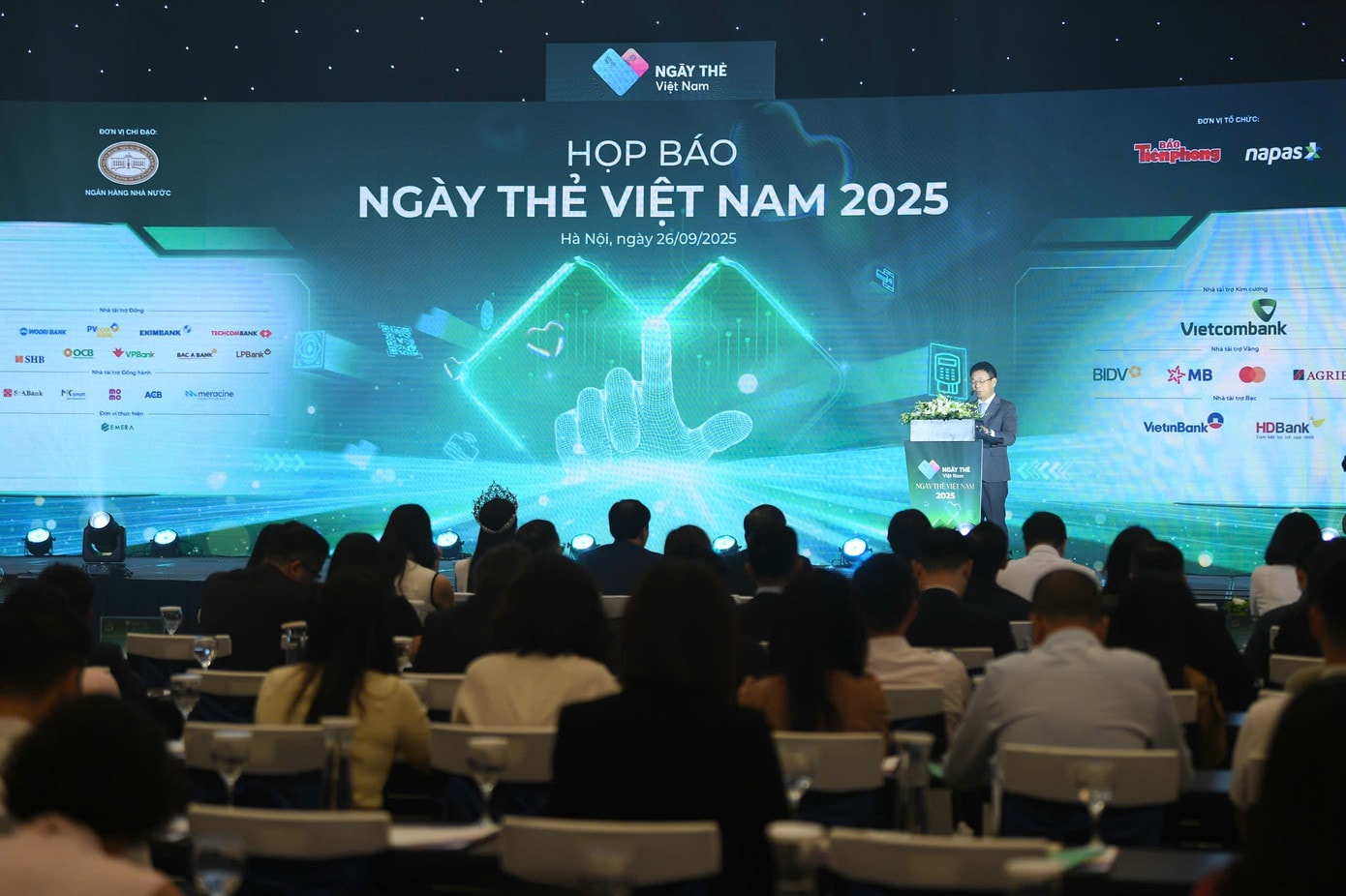 Ngay the