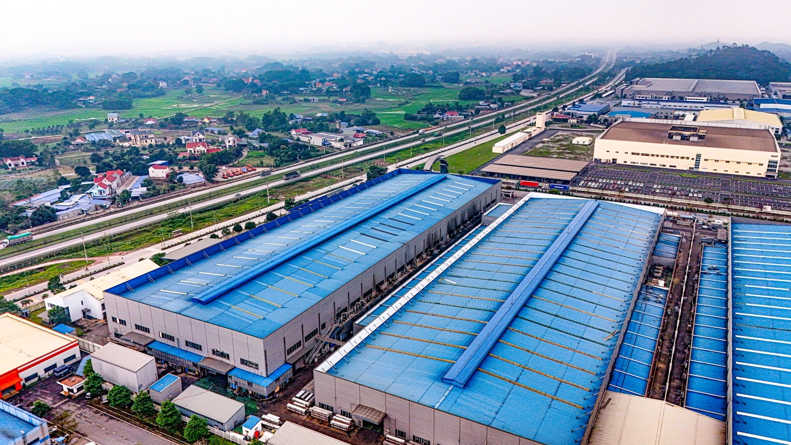 KCN dọc cao tốc