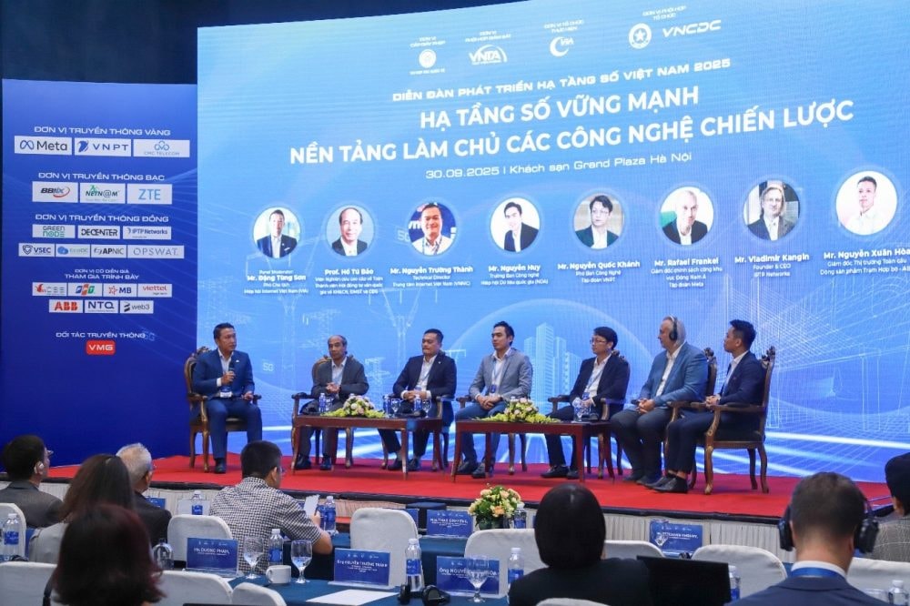 Diễn đàn Phát triển hạ tầng số Việt Nam 2025: Thúc đẩy phát triển hạ tầng số hiện đại trong các lĩnh vực trọng điểm 