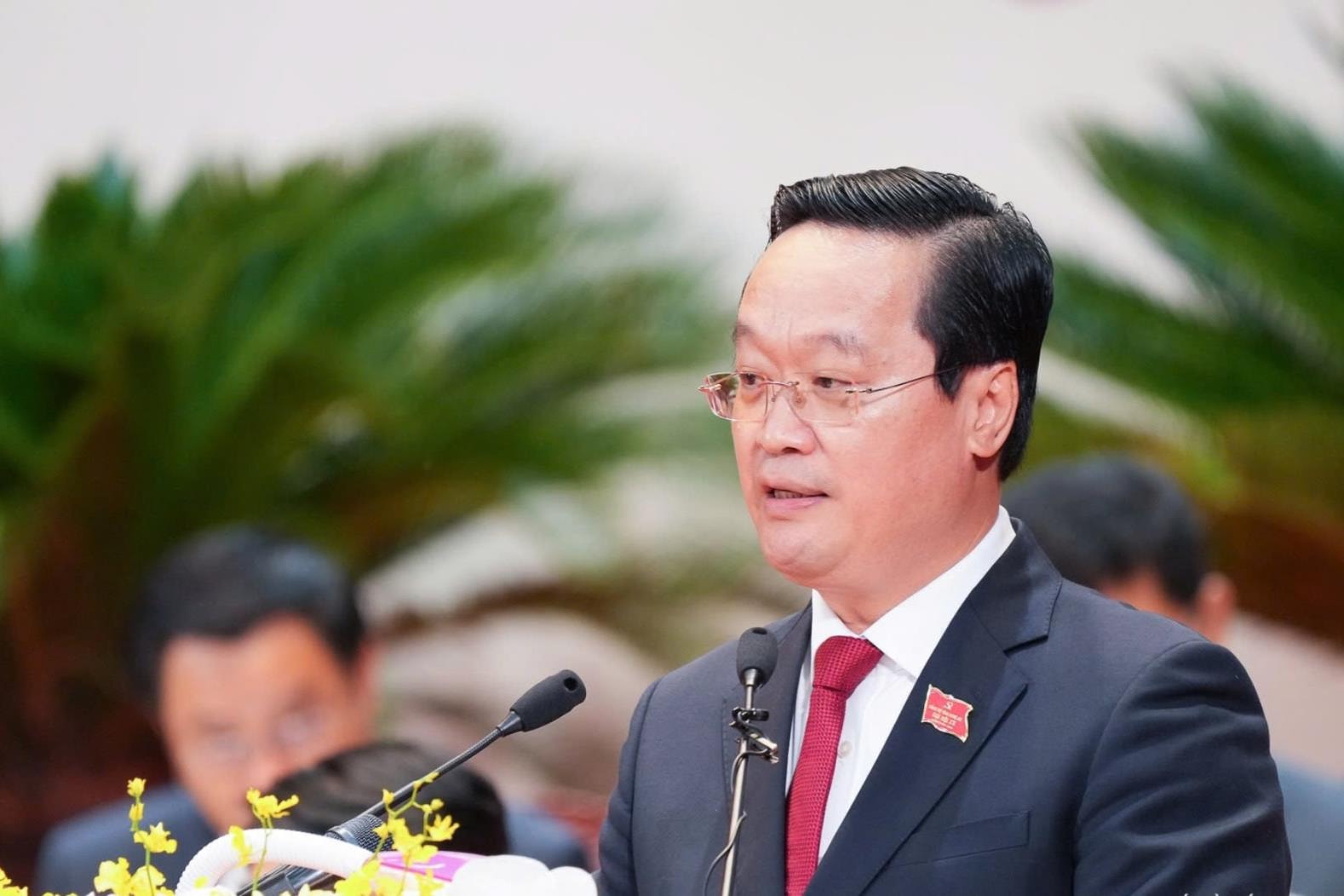dong-chi-nguyen-duc-trung-bi-thu-tinh-uy-phat-bieu-khai-mac-dai-hoi-dai-bieu-dang-bo-tinh-nghe-an-lan-thu-xx-nhiem-ky-2025-2030.(1).jpeg