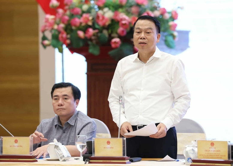 Thứ trưởng Bộ Tài chính Nguyễn Đức Chi thông tin về việc thực hiện thí điểm giao dịch tài sản mã hóa - Ảnh: VGP/NB