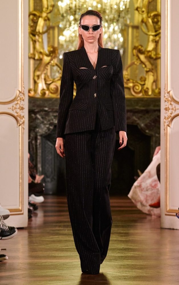 GVLUX ra mắt bộ sưu tập đầu tay “The Echoes” tại Paris Fashion Week