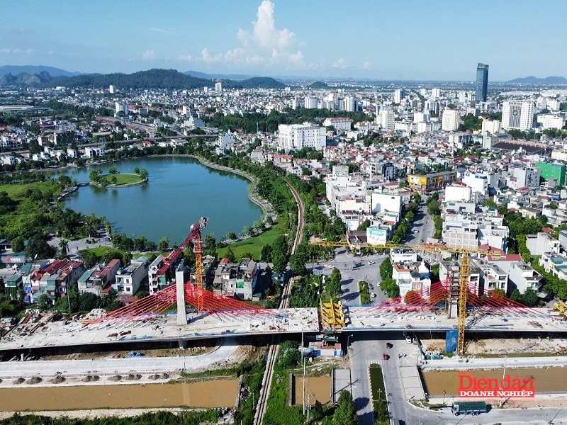cầu dây văng vượt đường sắt (2)