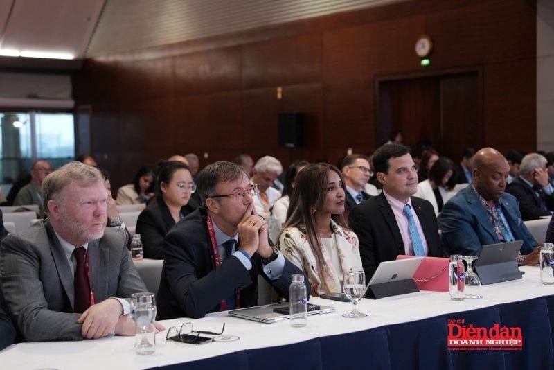 FIATA củng cố vị thế toàn cầu và cảnh báo thách thức về chuỗi cung ứng