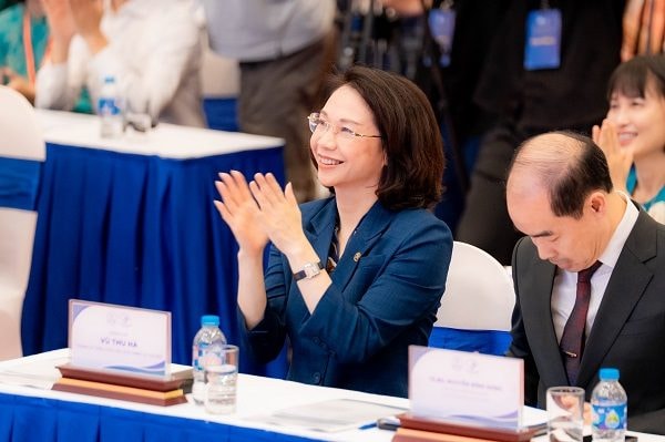 Phó Chủ tịch UBND TP Vũ Thu Hà dự lễ ra mắt Hội Nhi khoa Hà Nội