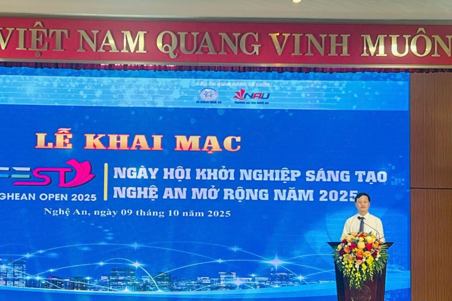 giam-doc-so-khoa-hoc-va-cong-nghe-tinh-nghe-an-phat-bieu-khai-mac(1).jpg