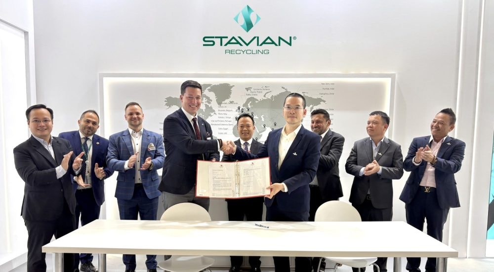 Công ty Cổ phần Nhựa tái chế Stavian ký kết biên bản ghi nhớ hợp tác với Starlinger và Amut