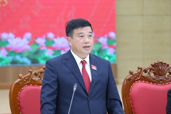 Ông Y Thanh Hà Niê Kđăm Ủy viên Ban Chấp hành Trung ương Đảng, Bí thư Tỉnh ủy, Trưởng Đoàn ĐBQH tỉnh phát biểu kết luận tại buổi họp báo