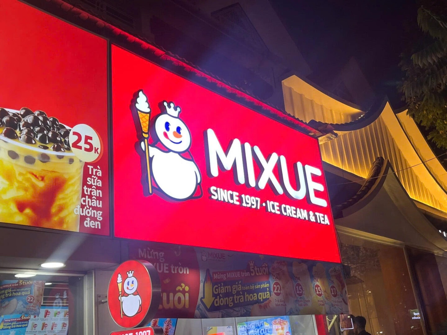 mixue-china-_-the-business-times.jpg