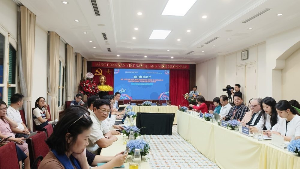 Phát triển nghệ thuật trong bối cảnh toàn cầu hóa và chuyển đổi số