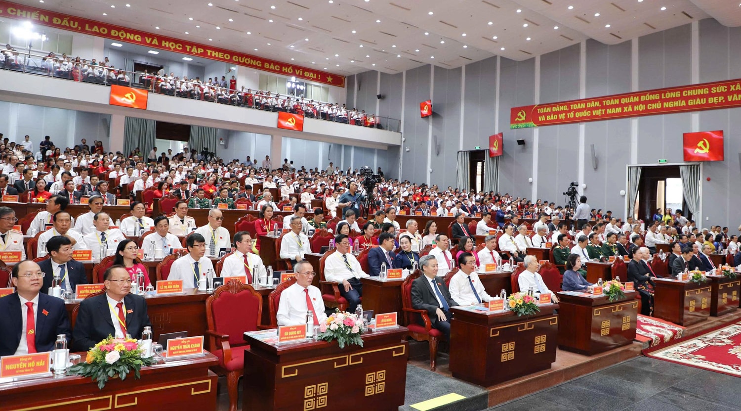 1760680821-ong-quang-1.jpg