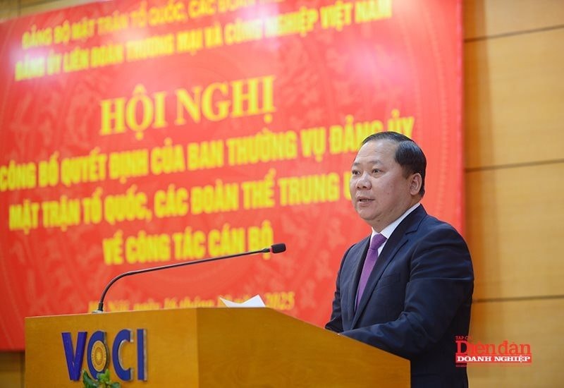 Thứ trưởng Bộ Tài chính Hồ Sỹ Hùng được điều động làm Bí thư Đảng uỷ VCCI