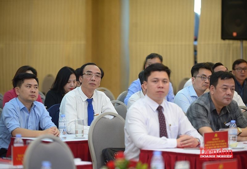 Thứ trưởng Bộ Tài chính Hồ Sỹ Hùng được điều động làm Bí thư Đảng uỷ VCCI