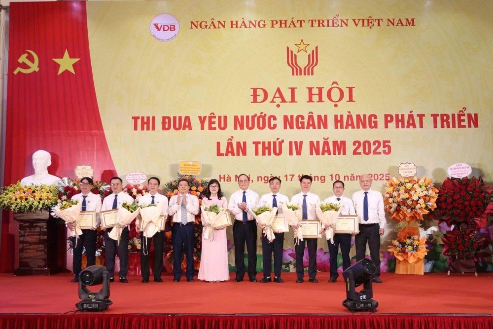 Ngân hàng Phát triển Việt Nam: Phong trào thi đua phát huy sức mạnh, tạo động lực phát triển