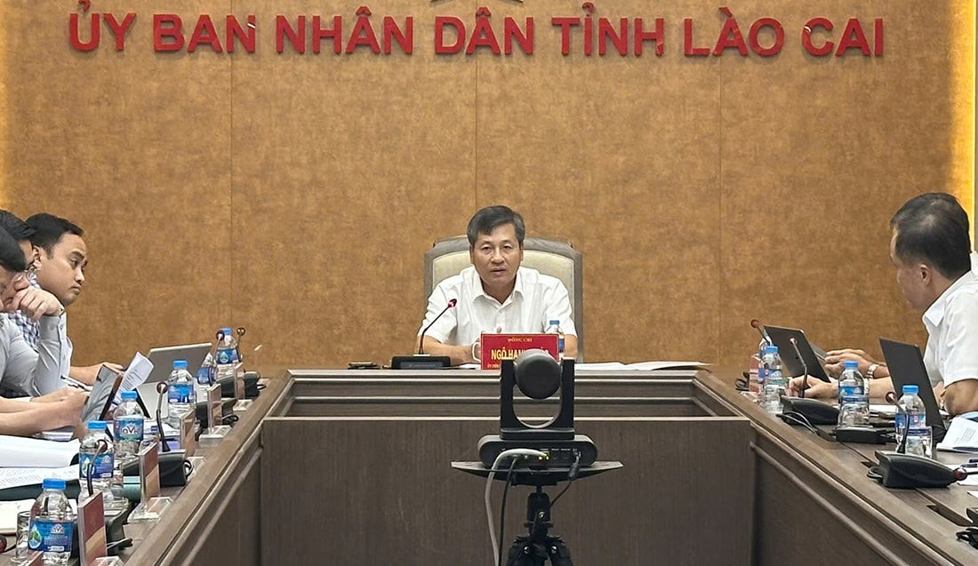 anh3lamvieclaocai21102025-20251021054506500.jpg