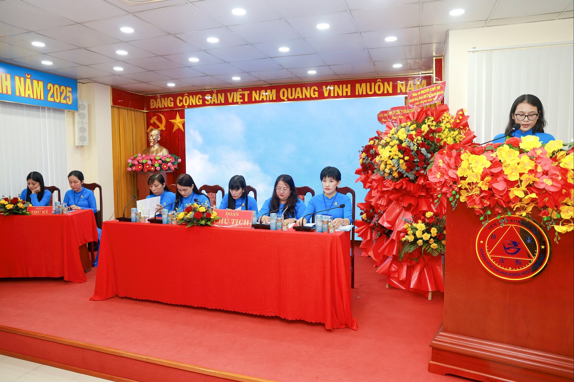 Phan Trung54