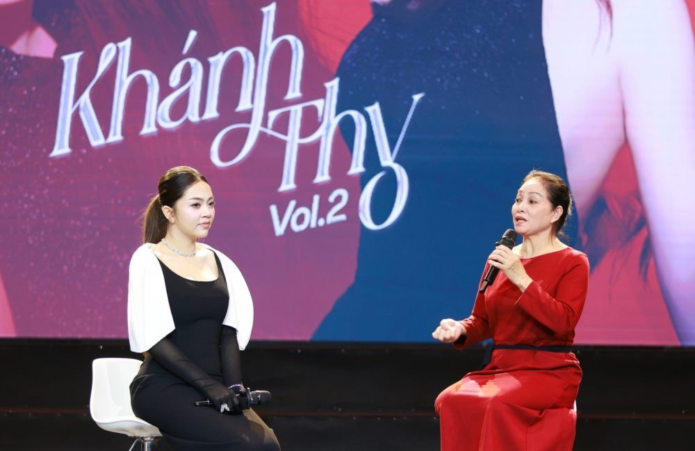 Từ “Tiếng hát Hà Nội” đến Vol.2 – Khánh Thy viết tiếp giấc mơ âm nhạc