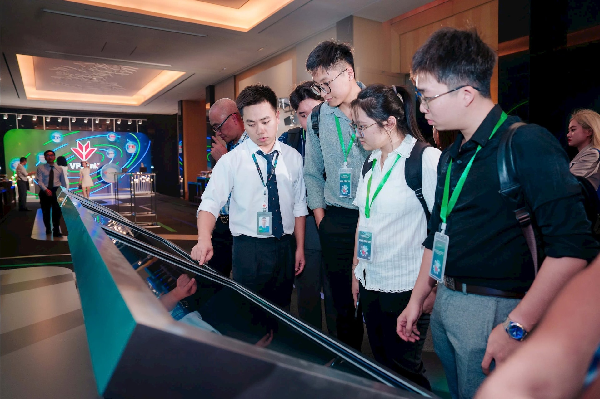 VPBankS Hà Nội StockGuru