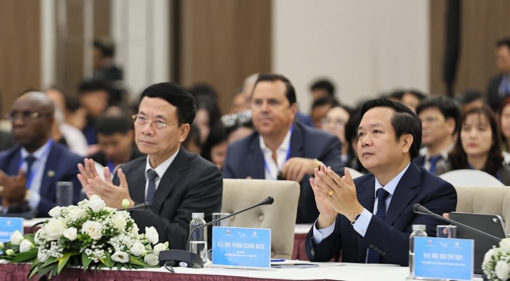 Tuần lễ Số Quốc tế Việt Nam 2025: Định hình thể chế cho kỷ nguyên trí tuệ nhân tạo