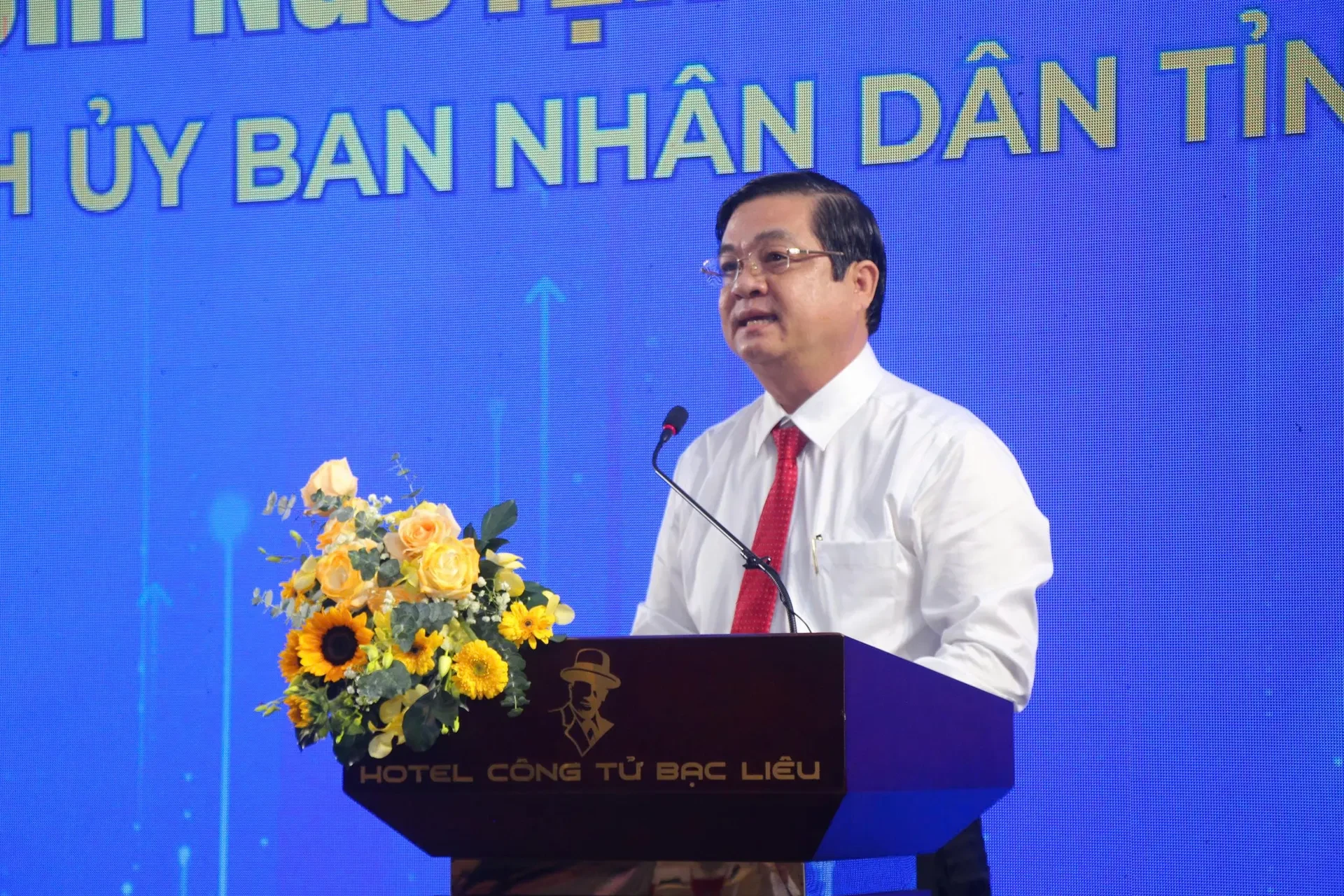 Phó Chủ tịch UBND tỉnh Cà Mau Huỳnh Chí Nguyện phát biểu tại sự kiện