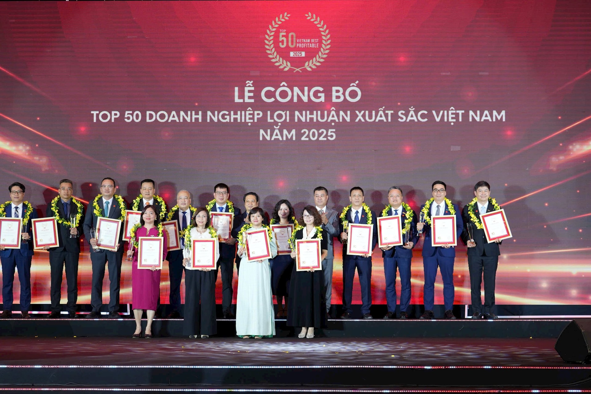 top 50 DN xuất sắc