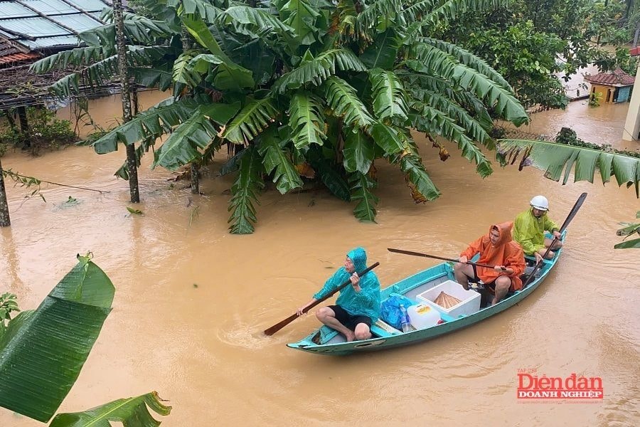 Diễn đàn Doanh nghiệp đến với người dân vùng lũ