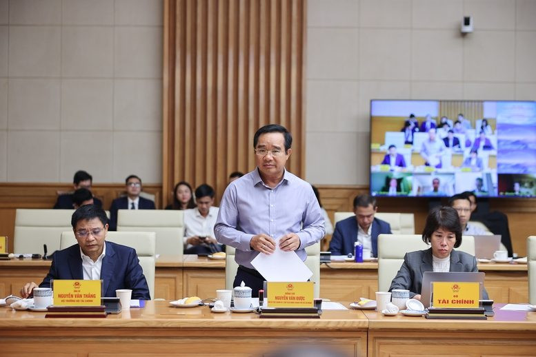 Thủ tướng: Đưa Trung tâm tài chính quốc tế tại Việt Nam hoạt động ngay trong tháng 11