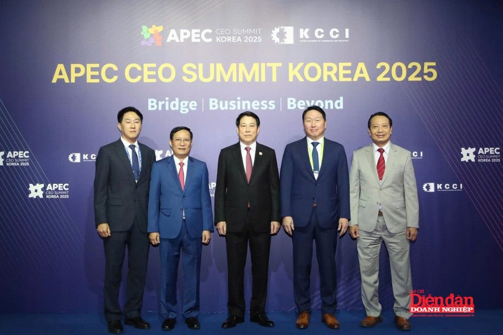 Việt Nam kêu gọi triển khai AI có trách nhiệm tại APEC CEO Summit 2025 Việt Nam kêu gọi triển khai AI có trách nhiệm tại APEC CEO Summit 2025