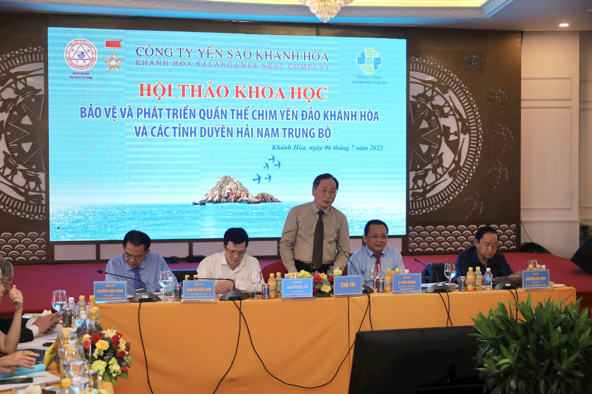 2. Hội thảo bảo vệ và phát triển quần thể chim yến đảo năm 2023