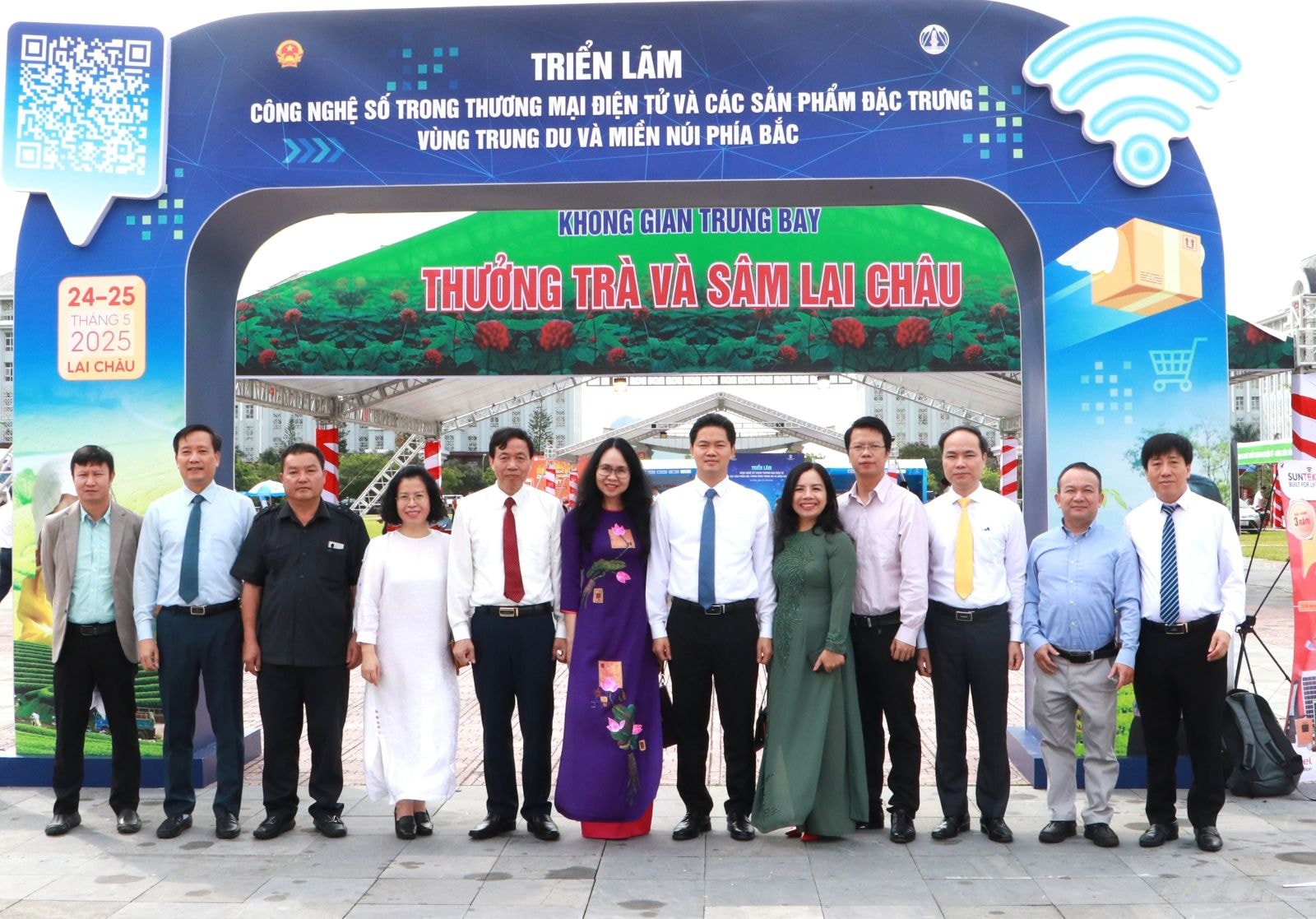 Hội nghị “Thúc đẩy liên kết vùng trong phát triển thương mại điện tử - Nâng tầm sản phẩm trung du và miền núi phía Bắc” năm 2025 tháng 5:2025 tại Lai Châu