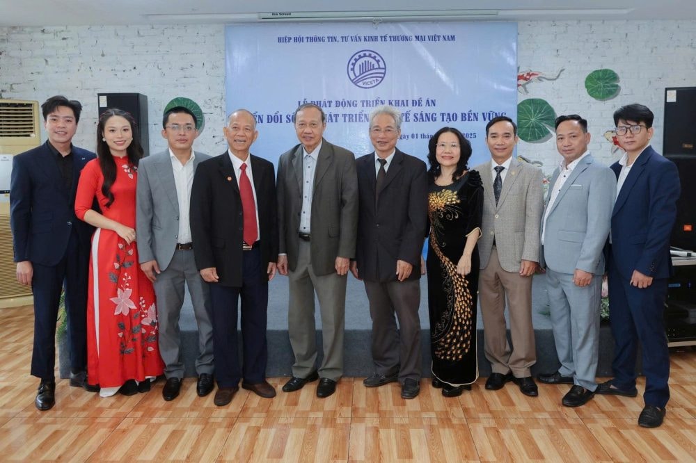 Khởi động đề án Chuyển đổi số và phát triển kinh tế sáng tạo bền vững Khởi động đề án Chuyển đổi số và phát triển kinh tế sáng tạo bền vững