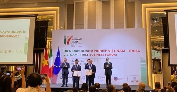 Việt Nam – Ý: Đẩy mạnh hợp tác công nghệ, năng lượng sạch và công nghiệp hỗ trợ Việt Nam – Ý: Đẩy mạnh hợp tác công nghệ, năng lượng sạch và công nghiệp hỗ trợ