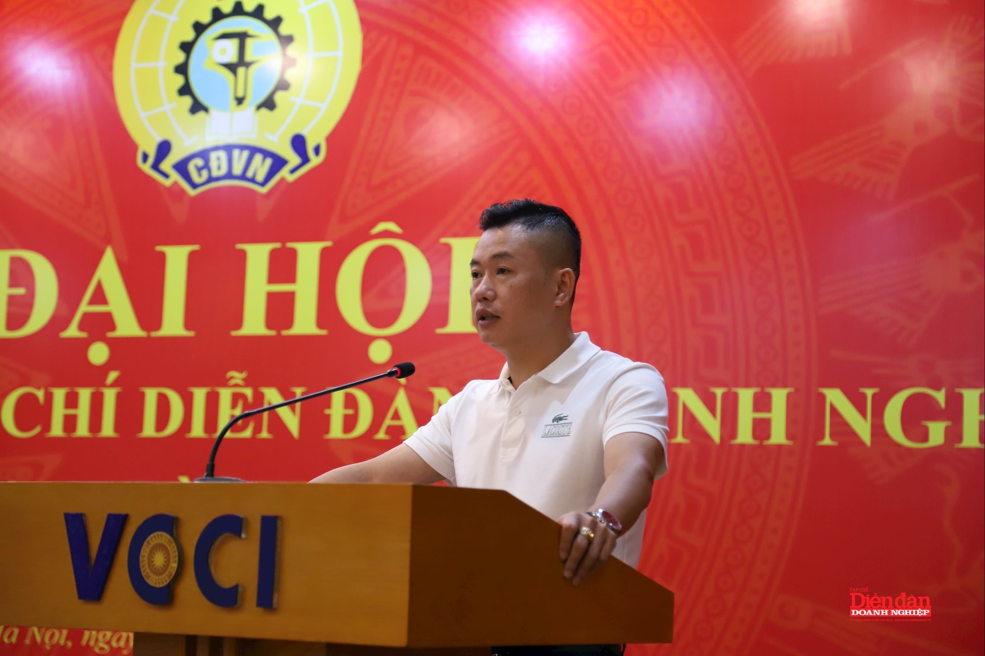 Ông Bùi Quang Cường - Phó Chủ tịch Công đoàn VCCI phát biểu chỉ