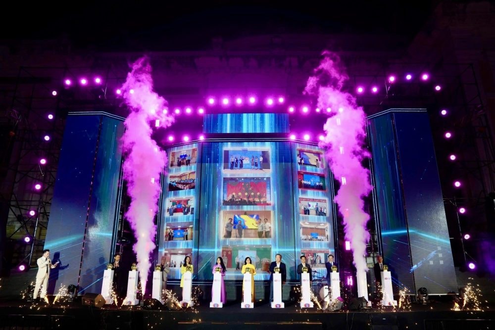 Khai mạc Online Friday 2025 với chủ đề 