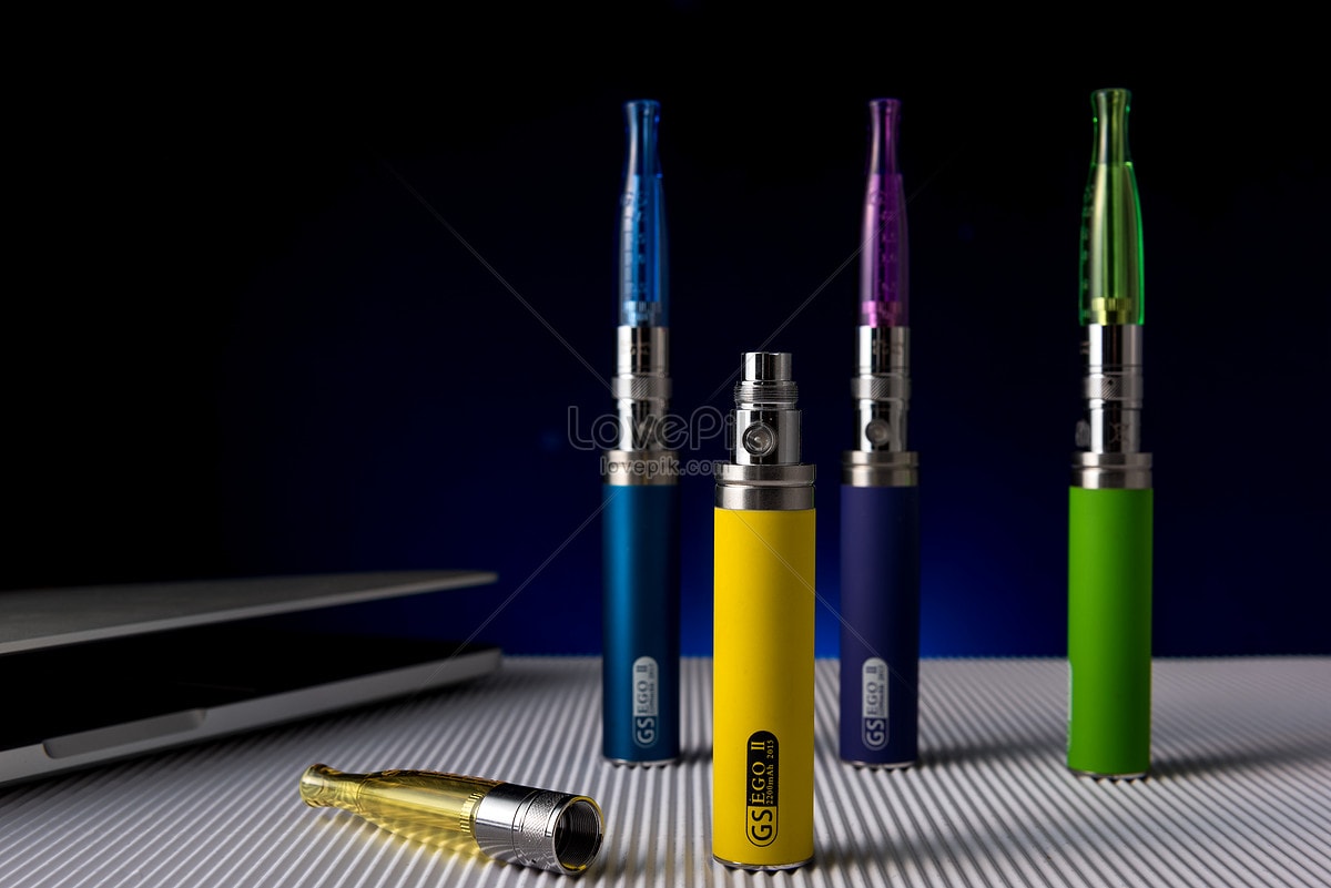 lovepik-electronic-cigarette-picture_500568789.jpg