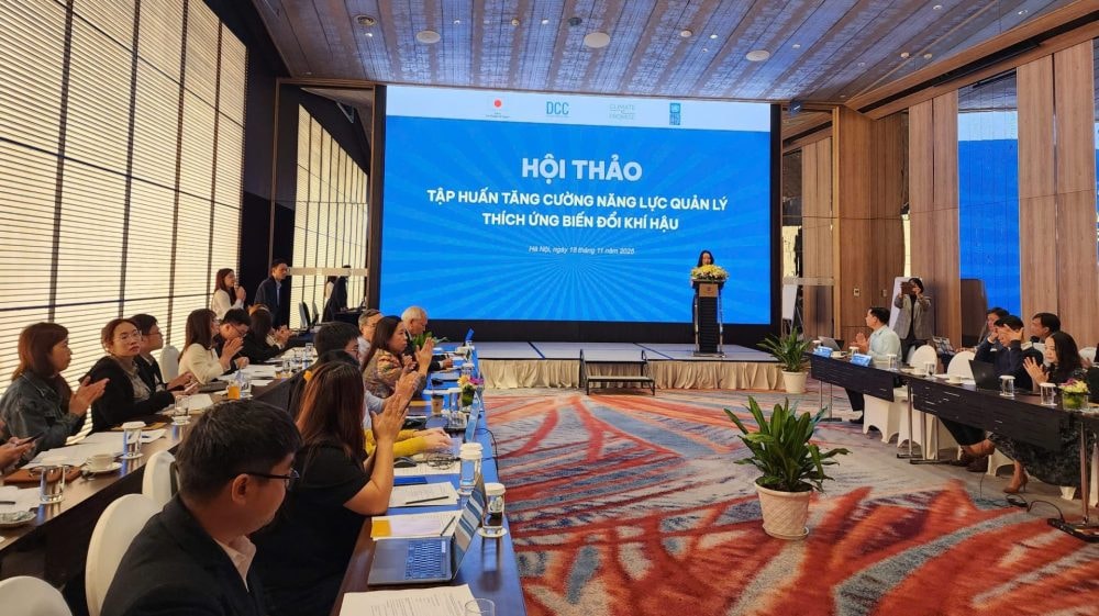 Tăng cường năng lực quản lý thích ứng với biến đổi khí hậu cho các Bộ, ngành Tăng cường năng lực quản lý thích ứng với biến đổi khí hậu cho các Bộ, ngành