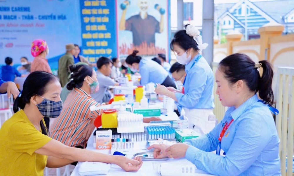 Doanh nghiệp chung tay cùng Hội Thầy thuốc trẻ chăm sóc sức khỏe cộng đồng tại Nghệ An và Tuyên Quang