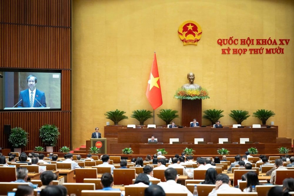 Ngày Nhà giáo Việt Nam 20/11: Quốc hội bàn sâu các dự án luật đổi mới giáo dục